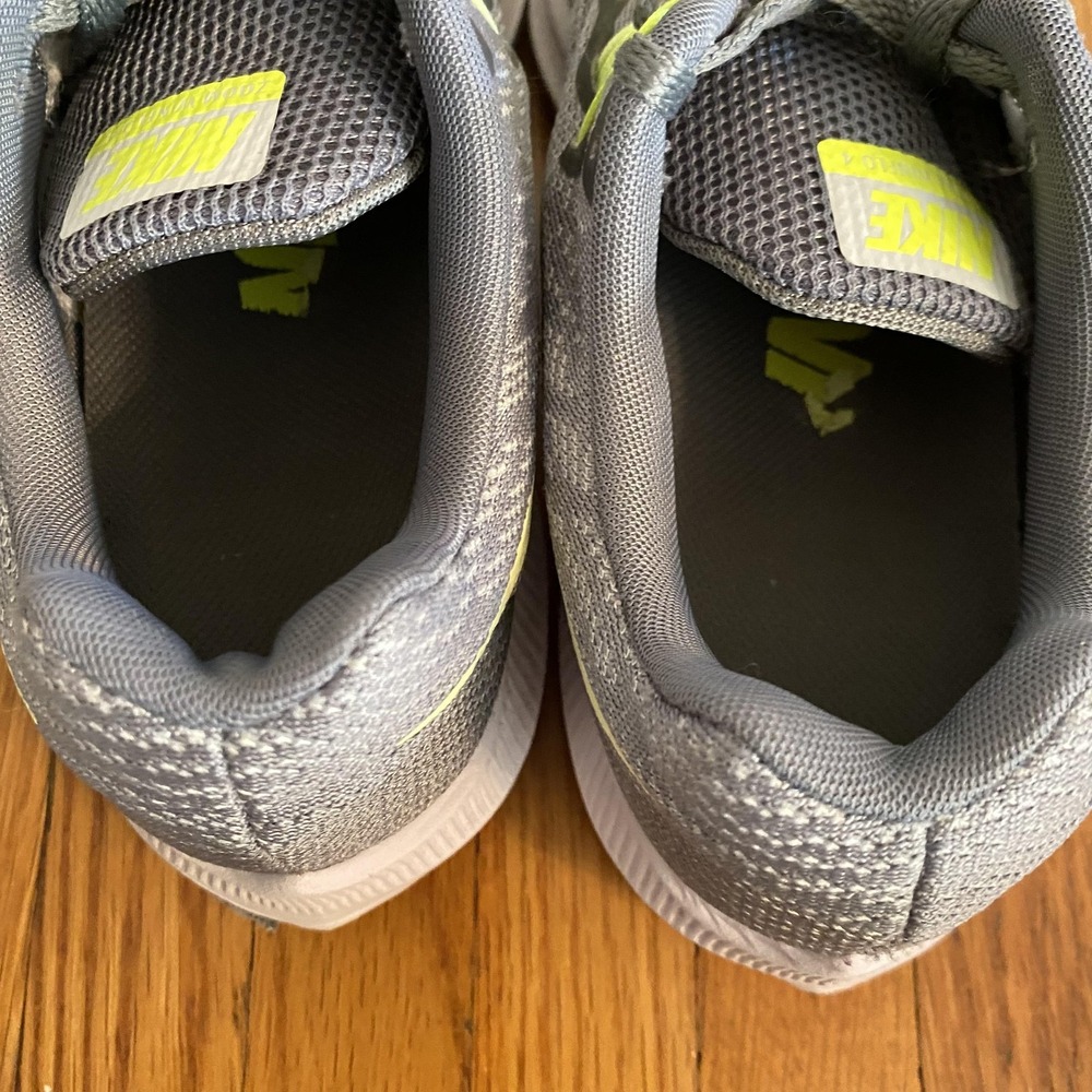 Nike Air Zoom Winflo 4 Shoes Womens Size 7.5 Volt Running Cushlon ST 898485-005 - Picture 7 of 13
